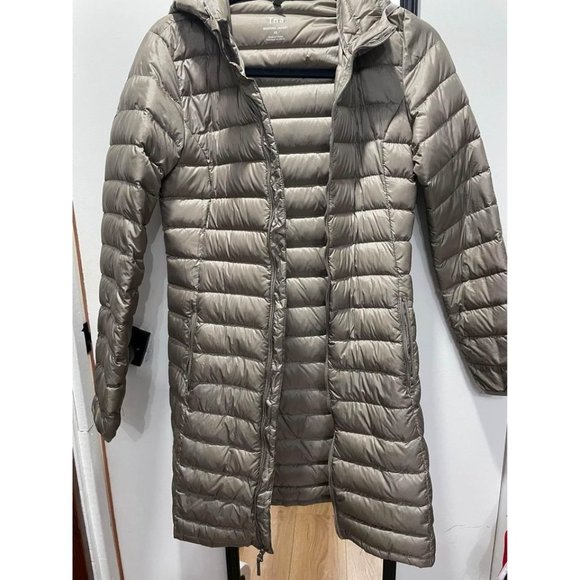 Aritzia TNA Bravura Puffer Jacket - Picture 6 of 7